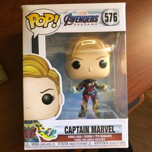 Funko Pop! Captain Marvel Figurine